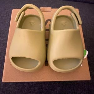 Infant Yeezy Slides